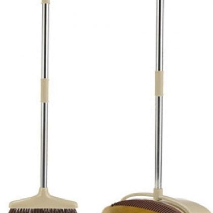BROOM WITH HANDLE